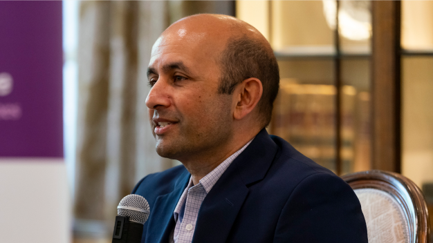 Dr. Nirav Vakharia speaks at the Marathon Health Charlotte roundtable.
